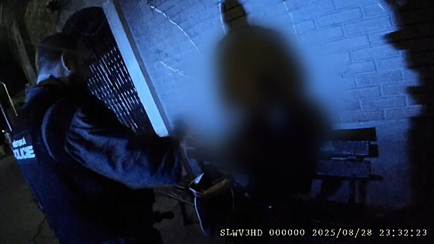 Zloděj v podmínce okradl muže o mobil, ten ho doběhl a vzal si telefon zpět