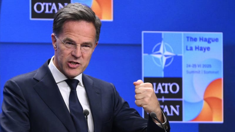 Rusko pro nás je a zůstane hrozbou, varoval Rutte v Praze. Evropa podle něj zatím nekoná dost