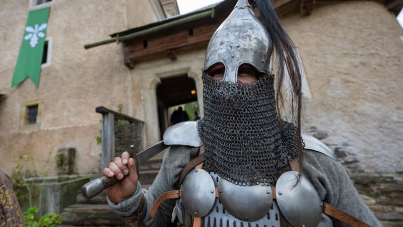 Hráči z celého světa obsadili středověkou tvrz. Přilákalo je Kingdom Come: Deliverance II