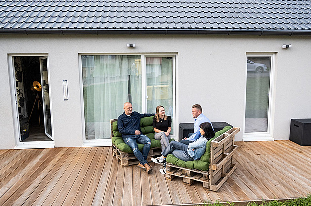Sen o vlastním bydlení. Jak se dá k domu se zahradou dojít za pár let