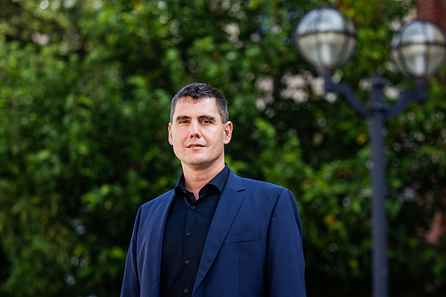 Čtyřdemolice bylo dost, čtvrtina lidí systému nevěří, říká Klusáček ze Stačilo!