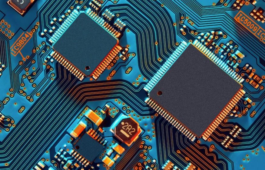 Hozená rukavice pro Qualcomm. MediaTek Dimensity 9500 oslňuje výkonem i efektivitou