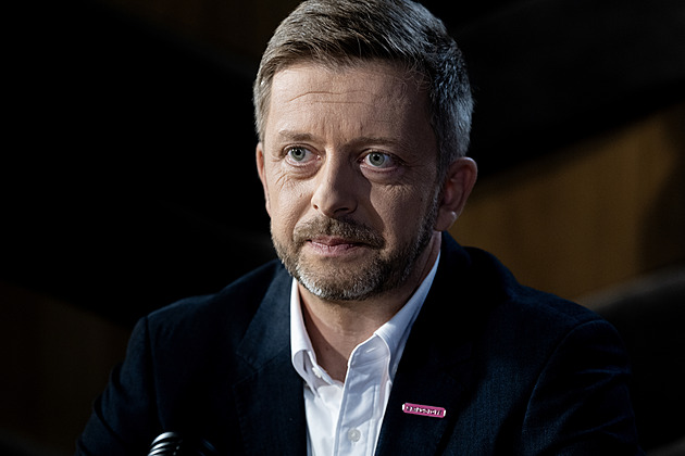 Chceme být rozhodující silou v příští vládě, říká středočeský lídr STAN Rakušan