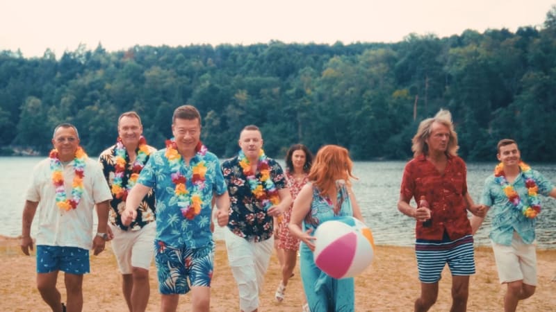 ANKETA: Bizarní politické písně i vtipná videa. Která strana připravila nejlepší klipy?