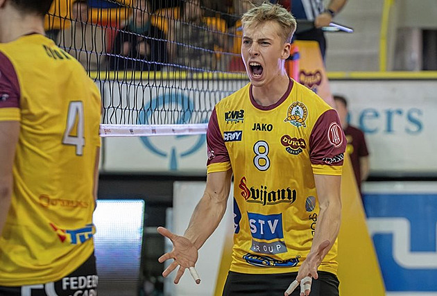 Docela zápřah. Každý víkend jsem hrál několik zápasů, líčí volejbalový talent