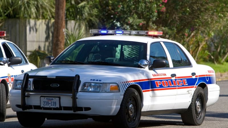 Tragická střelba na odpočívadle v Texasu: Zemřely dvě malé děti, další jsou v kritickém stavu