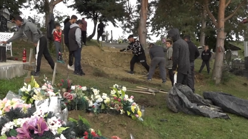 Tragická smrt maminky s dětmi u Janic: Rodina před pohřbem řešila nečekané komplikace