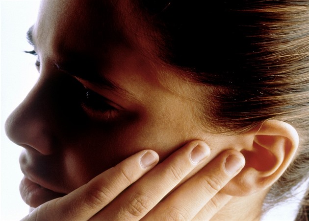 Zuby moudrosti: kdy pomáhají a proč je někdy lepší se jich včas zbavit