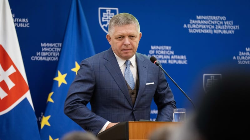 Zemětřesení v europarlamentu: Ficův Směr-SD vyloučili z PES. Jsem hrdý, řekl slovenský premiér
