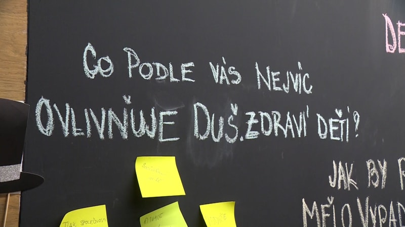 Dětí se sebevražednými myšlenkami v Česku raketově přibývá. Problémem jsou vztahy i vzhled