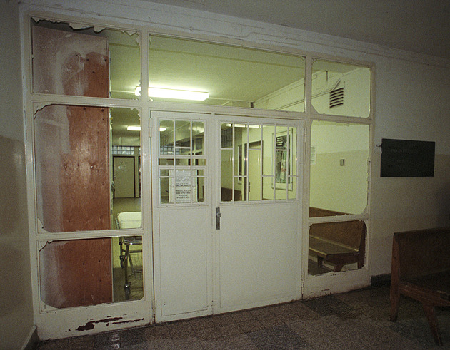 Odpal dobrý, účinek slabší, zapsal si. Senior děsil bombovými útoky, roky unikal