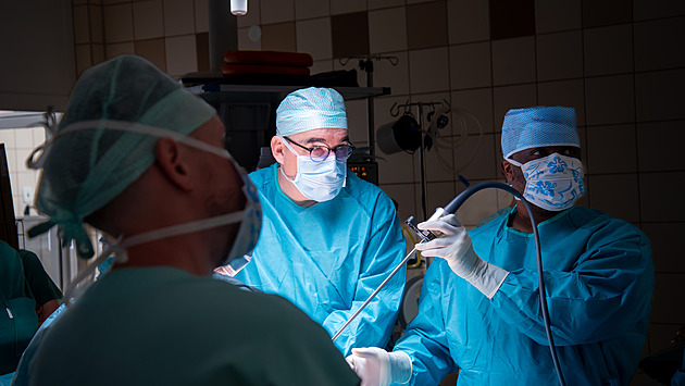 Více než 12 tisíc lidí ročně si nechá zničit část srdce. A zvýší tak naději na přežití