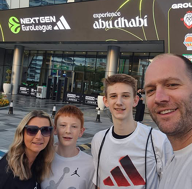 Dramatický návrat Houškových, Írán útočil v okolí letiště: To jsem se bál nejvíc