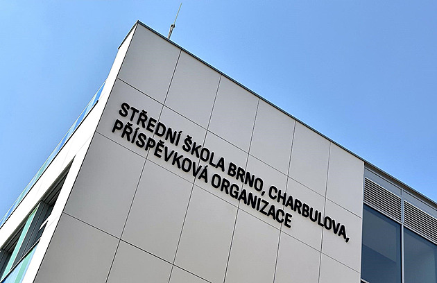 Matikář dostane od školy miliony, výpověď neplatí, rozhodl po dvanácti letech soud