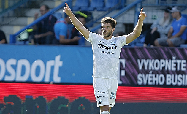 Už brzdím i skáču! Gabriel se naučil snášet samotu, ve Španělsku o něj pečuje expert