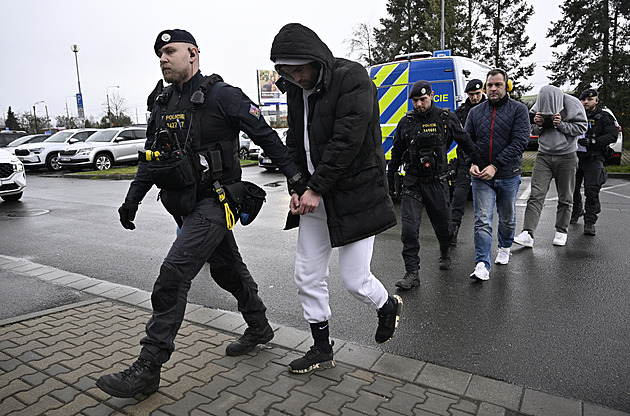 Rozhodnutí soudu ve Zlíně o dvou vazbách v kauze fotbalové korupce je pravomocné