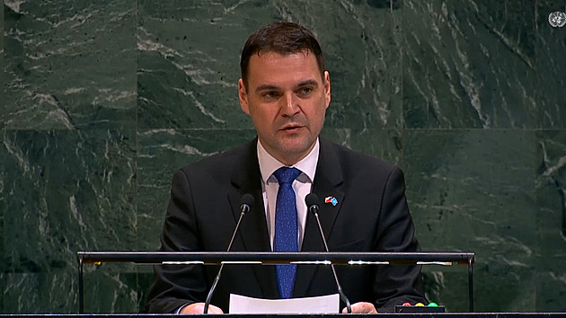 „Nepřípustné.“ Česko si předvolalo ruského velvyslance kvůli výhrůžkám firmám