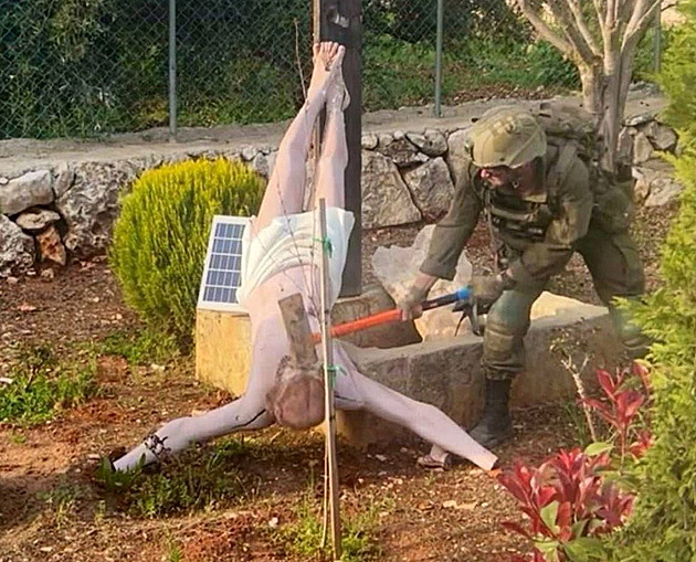 Izraelský voják v Libanonu rozmlátil sochu Ježíše, armáda čin potvrdila