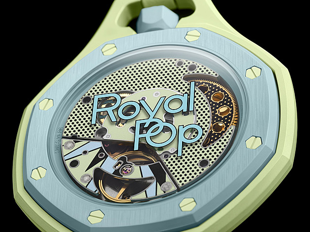 Tyto hodinky mají porazit Apple Watch. Laciný luxus se bude nosit jinak