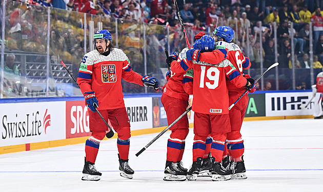 ONLINE: Česko - Švédsko 4:3. Soupeř opět snižuje, úspěšně pálí Ekman-Larsson