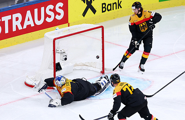 ONLINE: Německo - Švýcarsko 0:3. Tři slepené góly, Finové přehráli USA