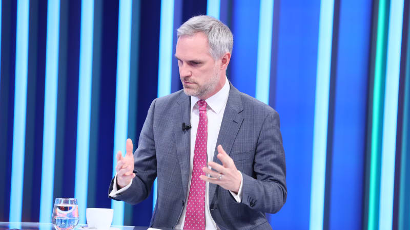 Hřib: Sněmovnu blokuje vláda zbytečnostmi. Miluji bizár, občas si vás poslechnu, řekl mu Turek