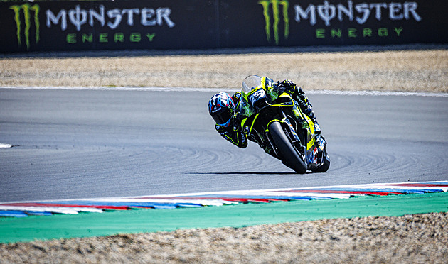 Rekord okruhu a překvapivý vítěz. Kvalifikaci MotoGP v Brně vládl Ogura