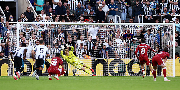 Horníček blízko výhře, Liverpool vyrovnal z penalty až v nastavení. City zvládlo otočku